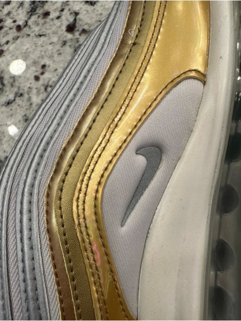 Nike Air Max 97 Women’s 7.5 Metallic Gold Silver Running Shoes AQ4137-001